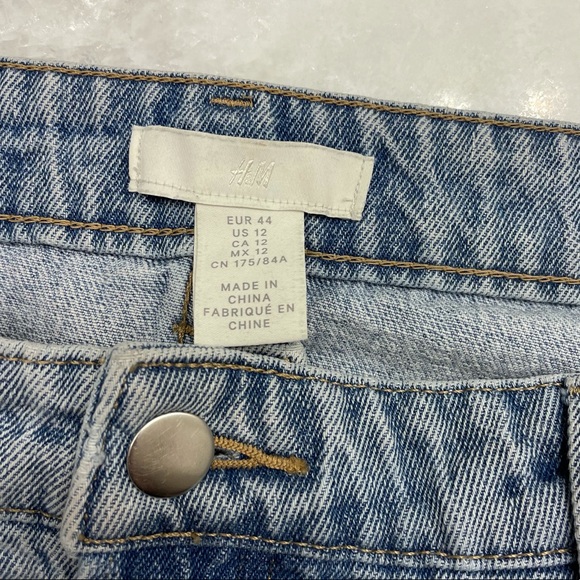 H&M, Button Fly, Jeans, Size 12 - Picture 3 of 7